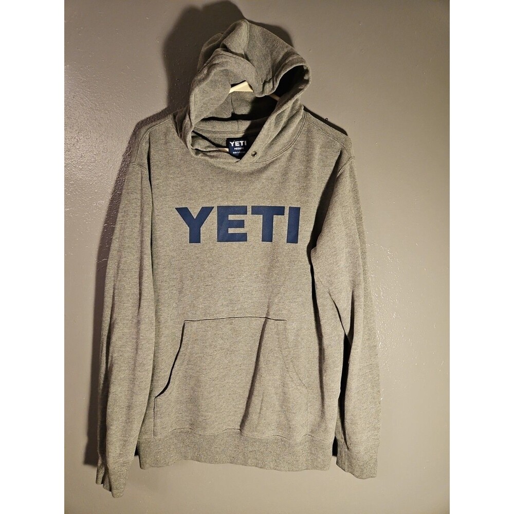 YETI hoodie Spellout front Size Medium kangaroo pocket stylish activewear (A656)